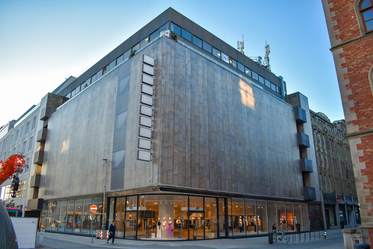 Alsterhaus Hamburg, Ecke Poststraße